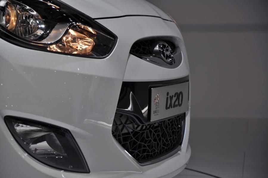  Hyundai ix20 2011 года  (фото 12 из 17)